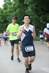 BIB: 406, 8352
                            <button type="button" onclick="openModal(4656629)" class="btn btn-primary btn-sm float-right btn-popup" data-toggle="modal" data-target=".modal-high-quality">
                        <i class="fas fa-shopping-cart"></i> Add to Cart
                    </button>
                                            <button type="button" onclick="isThisMe(4656629, true)" class="btn btn-success btn-sm float-right btn-popup btn-isme hidden" data-toggle="tooltip" data-placement="bottom" title="นี่คือรูปของคุณใช่ไหม คลิกที่นี่เพื่อเอาเข้าอัลบั้ม">
                        <i class="fas fa-plus"></i> Add to album
                    </button>
                    <button type="button" onclick="isThisMe(4656629, false)" class="btn btn-warning btn-sm float-right btn-popup btn-isnotme hidden">
                        <i class="fas fa-ban"></i> Remove from album
                    </button>