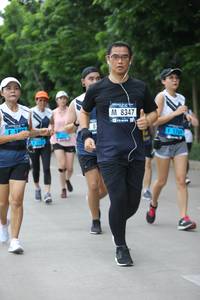 BIB: 8347, 1769
                            <button type="button" onclick="openModal(4648696)" class="btn btn-primary btn-sm float-right btn-popup" data-toggle="modal" data-target=".modal-high-quality">
                        <i class="fas fa-shopping-cart"></i> Add to Cart
                    </button>
                                            <button type="button" onclick="isThisMe(4648696, true)" class="btn btn-success btn-sm float-right btn-popup btn-isme hidden" data-toggle="tooltip" data-placement="bottom" title="นี่คือรูปของคุณใช่ไหม คลิกที่นี่เพื่อเอาเข้าอัลบั้ม">
                        <i class="fas fa-plus"></i> Add to album
                    </button>
                    <button type="button" onclick="isThisMe(4648696, false)" class="btn btn-warning btn-sm float-right btn-popup btn-isnotme hidden">
                        <i class="fas fa-ban"></i> Remove from album
                    </button>