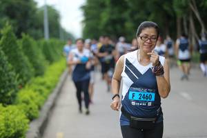 BIB: 2460
                            <button type="button" onclick="openModal(4641848)" class="btn btn-primary btn-sm float-right btn-popup" data-toggle="modal" data-target=".modal-high-quality">
                        <i class="fas fa-shopping-cart"></i> Add to Cart
                    </button>
                                            <button type="button" onclick="isThisMe(4641848, true)" class="btn btn-success btn-sm float-right btn-popup btn-isme hidden" data-toggle="tooltip" data-placement="bottom" title="นี่คือรูปของคุณใช่ไหม คลิกที่นี่เพื่อเอาเข้าอัลบั้ม">
                        <i class="fas fa-plus"></i> Add to album
                    </button>
                    <button type="button" onclick="isThisMe(4641848, false)" class="btn btn-warning btn-sm float-right btn-popup btn-isnotme hidden">
                        <i class="fas fa-ban"></i> Remove from album
                    </button>