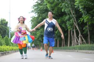 BIB: 7667, 1477
                            <button type="button" onclick="openModal(4619577)" class="btn btn-primary btn-sm float-right btn-popup" data-toggle="modal" data-target=".modal-high-quality">
                        <i class="fas fa-shopping-cart"></i> Add to Cart
                    </button>
                                            <button type="button" onclick="isThisMe(4619577, true)" class="btn btn-success btn-sm float-right btn-popup btn-isme hidden" data-toggle="tooltip" data-placement="bottom" title="นี่คือรูปของคุณใช่ไหม คลิกที่นี่เพื่อเอาเข้าอัลบั้ม">
                        <i class="fas fa-plus"></i> Add to album
                    </button>
                    <button type="button" onclick="isThisMe(4619577, false)" class="btn btn-warning btn-sm float-right btn-popup btn-isnotme hidden">
                        <i class="fas fa-ban"></i> Remove from album
                    </button>