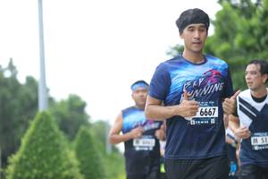 BIB: 6667
                            <button type="button" onclick="openModal(4657276)" class="btn btn-primary btn-sm float-right btn-popup" data-toggle="modal" data-target=".modal-high-quality">
                        <i class="fas fa-shopping-cart"></i> Add to Cart
                    </button>
                                            <button type="button" onclick="isThisMe(4657276, true)" class="btn btn-success btn-sm float-right btn-popup btn-isme hidden" data-toggle="tooltip" data-placement="bottom" title="นี่คือรูปของคุณใช่ไหม คลิกที่นี่เพื่อเอาเข้าอัลบั้ม">
                        <i class="fas fa-plus"></i> Add to album
                    </button>
                    <button type="button" onclick="isThisMe(4657276, false)" class="btn btn-warning btn-sm float-right btn-popup btn-isnotme hidden">
                        <i class="fas fa-ban"></i> Remove from album
                    </button>