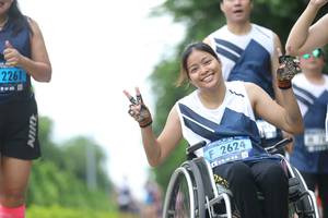 BIB: 2261, 2624
                            <button type="button" onclick="openModal(4637093)" class="btn btn-primary btn-sm float-right btn-popup" data-toggle="modal" data-target=".modal-high-quality">
                        <i class="fas fa-shopping-cart"></i> Add to Cart
                    </button>
                                            <button type="button" onclick="isThisMe(4637093, true)" class="btn btn-success btn-sm float-right btn-popup btn-isme hidden" data-toggle="tooltip" data-placement="bottom" title="นี่คือรูปของคุณใช่ไหม คลิกที่นี่เพื่อเอาเข้าอัลบั้ม">
                        <i class="fas fa-plus"></i> Add to album
                    </button>
                    <button type="button" onclick="isThisMe(4637093, false)" class="btn btn-warning btn-sm float-right btn-popup btn-isnotme hidden">
                        <i class="fas fa-ban"></i> Remove from album
                    </button>