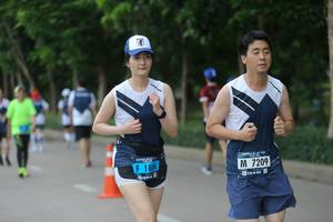 BIB: 1804, 7209
                            <button type="button" onclick="openModal(4641335)" class="btn btn-primary btn-sm float-right btn-popup" data-toggle="modal" data-target=".modal-high-quality">
                        <i class="fas fa-shopping-cart"></i> Add to Cart
                    </button>
                                            <button type="button" onclick="isThisMe(4641335, true)" class="btn btn-success btn-sm float-right btn-popup btn-isme hidden" data-toggle="tooltip" data-placement="bottom" title="นี่คือรูปของคุณใช่ไหม คลิกที่นี่เพื่อเอาเข้าอัลบั้ม">
                        <i class="fas fa-plus"></i> Add to album
                    </button>
                    <button type="button" onclick="isThisMe(4641335, false)" class="btn btn-warning btn-sm float-right btn-popup btn-isnotme hidden">
                        <i class="fas fa-ban"></i> Remove from album
                    </button>