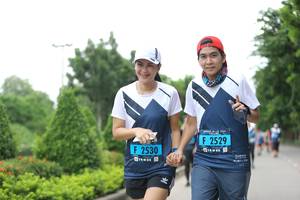 BIB: 2529, 2530
                            <button type="button" onclick="openModal(4635021)" class="btn btn-primary btn-sm float-right btn-popup" data-toggle="modal" data-target=".modal-high-quality">
                        <i class="fas fa-shopping-cart"></i> Add to Cart
                    </button>
                                            <button type="button" onclick="isThisMe(4635021, true)" class="btn btn-success btn-sm float-right btn-popup btn-isme hidden" data-toggle="tooltip" data-placement="bottom" title="นี่คือรูปของคุณใช่ไหม คลิกที่นี่เพื่อเอาเข้าอัลบั้ม">
                        <i class="fas fa-plus"></i> Add to album
                    </button>
                    <button type="button" onclick="isThisMe(4635021, false)" class="btn btn-warning btn-sm float-right btn-popup btn-isnotme hidden">
                        <i class="fas fa-ban"></i> Remove from album
                    </button>