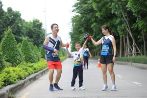 BIB: 2151
                            <button type="button" onclick="openModal(4623144)" class="btn btn-primary btn-sm float-right btn-popup" data-toggle="modal" data-target=".modal-high-quality">
                        <i class="fas fa-shopping-cart"></i> Add to Cart
                    </button>
                                            <button type="button" onclick="isThisMe(4623144, true)" class="btn btn-success btn-sm float-right btn-popup btn-isme hidden" data-toggle="tooltip" data-placement="bottom" title="นี่คือรูปของคุณใช่ไหม คลิกที่นี่เพื่อเอาเข้าอัลบั้ม">
                        <i class="fas fa-plus"></i> Add to album
                    </button>
                    <button type="button" onclick="isThisMe(4623144, false)" class="btn btn-warning btn-sm float-right btn-popup btn-isnotme hidden">
                        <i class="fas fa-ban"></i> Remove from album
                    </button>