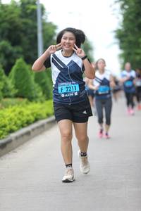 BIB: 2211
                            <button type="button" onclick="openModal(4630983)" class="btn btn-primary btn-sm float-right btn-popup" data-toggle="modal" data-target=".modal-high-quality">
                        <i class="fas fa-shopping-cart"></i> Add to Cart
                    </button>
                                            <button type="button" onclick="isThisMe(4630983, true)" class="btn btn-success btn-sm float-right btn-popup btn-isme hidden" data-toggle="tooltip" data-placement="bottom" title="นี่คือรูปของคุณใช่ไหม คลิกที่นี่เพื่อเอาเข้าอัลบั้ม">
                        <i class="fas fa-plus"></i> Add to album
                    </button>
                    <button type="button" onclick="isThisMe(4630983, false)" class="btn btn-warning btn-sm float-right btn-popup btn-isnotme hidden">
                        <i class="fas fa-ban"></i> Remove from album
                    </button>