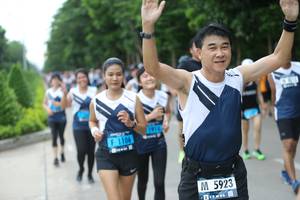 BIB: 1106, 5923
                            <button type="button" onclick="openModal(4648520)" class="btn btn-primary btn-sm float-right btn-popup" data-toggle="modal" data-target=".modal-high-quality">
                        <i class="fas fa-shopping-cart"></i> Add to Cart
                    </button>
                                            <button type="button" onclick="isThisMe(4648520, true)" class="btn btn-success btn-sm float-right btn-popup btn-isme hidden" data-toggle="tooltip" data-placement="bottom" title="นี่คือรูปของคุณใช่ไหม คลิกที่นี่เพื่อเอาเข้าอัลบั้ม">
                        <i class="fas fa-plus"></i> Add to album
                    </button>
                    <button type="button" onclick="isThisMe(4648520, false)" class="btn btn-warning btn-sm float-right btn-popup btn-isnotme hidden">
                        <i class="fas fa-ban"></i> Remove from album
                    </button>