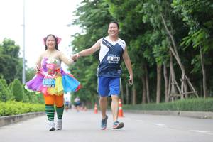 BIB: 7667, 1477
                            <button type="button" onclick="openModal(4619506)" class="btn btn-primary btn-sm float-right btn-popup" data-toggle="modal" data-target=".modal-high-quality">
                        <i class="fas fa-shopping-cart"></i> Add to Cart
                    </button>
                                            <button type="button" onclick="isThisMe(4619506, true)" class="btn btn-success btn-sm float-right btn-popup btn-isme hidden" data-toggle="tooltip" data-placement="bottom" title="นี่คือรูปของคุณใช่ไหม คลิกที่นี่เพื่อเอาเข้าอัลบั้ม">
                        <i class="fas fa-plus"></i> Add to album
                    </button>
                    <button type="button" onclick="isThisMe(4619506, false)" class="btn btn-warning btn-sm float-right btn-popup btn-isnotme hidden">
                        <i class="fas fa-ban"></i> Remove from album
                    </button>