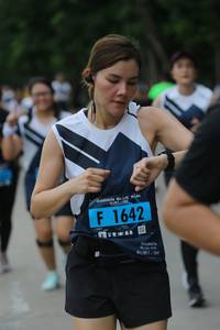 BIB: 1642
                            <button type="button" onclick="openModal(4649721)" class="btn btn-primary btn-sm float-right btn-popup" data-toggle="modal" data-target=".modal-high-quality">
                        <i class="fas fa-shopping-cart"></i> Add to Cart
                    </button>
                                            <button type="button" onclick="isThisMe(4649721, true)" class="btn btn-success btn-sm float-right btn-popup btn-isme hidden" data-toggle="tooltip" data-placement="bottom" title="นี่คือรูปของคุณใช่ไหม คลิกที่นี่เพื่อเอาเข้าอัลบั้ม">
                        <i class="fas fa-plus"></i> Add to album
                    </button>
                    <button type="button" onclick="isThisMe(4649721, false)" class="btn btn-warning btn-sm float-right btn-popup btn-isnotme hidden">
                        <i class="fas fa-ban"></i> Remove from album
                    </button>