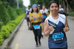 BIB: 1905
                            <button type="button" onclick="openModal(4642084)" class="btn btn-primary btn-sm float-right btn-popup" data-toggle="modal" data-target=".modal-high-quality">
                        <i class="fas fa-shopping-cart"></i> Add to Cart
                    </button>
                                            <button type="button" onclick="isThisMe(4642084, true)" class="btn btn-success btn-sm float-right btn-popup btn-isme hidden" data-toggle="tooltip" data-placement="bottom" title="นี่คือรูปของคุณใช่ไหม คลิกที่นี่เพื่อเอาเข้าอัลบั้ม">
                        <i class="fas fa-plus"></i> Add to album
                    </button>
                    <button type="button" onclick="isThisMe(4642084, false)" class="btn btn-warning btn-sm float-right btn-popup btn-isnotme hidden">
                        <i class="fas fa-ban"></i> Remove from album
                    </button>