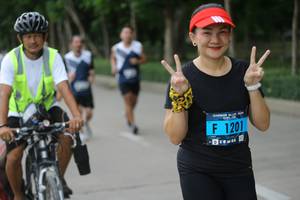 BIB: 1201
                            <button type="button" onclick="openModal(4642175)" class="btn btn-primary btn-sm float-right btn-popup" data-toggle="modal" data-target=".modal-high-quality">
                        <i class="fas fa-shopping-cart"></i> Add to Cart
                    </button>
                                            <button type="button" onclick="isThisMe(4642175, true)" class="btn btn-success btn-sm float-right btn-popup btn-isme hidden" data-toggle="tooltip" data-placement="bottom" title="นี่คือรูปของคุณใช่ไหม คลิกที่นี่เพื่อเอาเข้าอัลบั้ม">
                        <i class="fas fa-plus"></i> Add to album
                    </button>
                    <button type="button" onclick="isThisMe(4642175, false)" class="btn btn-warning btn-sm float-right btn-popup btn-isnotme hidden">
                        <i class="fas fa-ban"></i> Remove from album
                    </button>