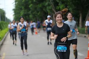 BIB: 1426
                            <button type="button" onclick="openModal(4641818)" class="btn btn-primary btn-sm float-right btn-popup" data-toggle="modal" data-target=".modal-high-quality">
                        <i class="fas fa-shopping-cart"></i> Add to Cart
                    </button>
                                            <button type="button" onclick="isThisMe(4641818, true)" class="btn btn-success btn-sm float-right btn-popup btn-isme hidden" data-toggle="tooltip" data-placement="bottom" title="นี่คือรูปของคุณใช่ไหม คลิกที่นี่เพื่อเอาเข้าอัลบั้ม">
                        <i class="fas fa-plus"></i> Add to album
                    </button>
                    <button type="button" onclick="isThisMe(4641818, false)" class="btn btn-warning btn-sm float-right btn-popup btn-isnotme hidden">
                        <i class="fas fa-ban"></i> Remove from album
                    </button>