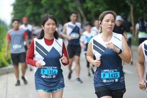 BIB: 1354, 1423
                            <button type="button" onclick="openModal(4648290)" class="btn btn-primary btn-sm float-right btn-popup" data-toggle="modal" data-target=".modal-high-quality">
                        <i class="fas fa-shopping-cart"></i> Add to Cart
                    </button>
                                            <button type="button" onclick="isThisMe(4648290, true)" class="btn btn-success btn-sm float-right btn-popup btn-isme hidden" data-toggle="tooltip" data-placement="bottom" title="นี่คือรูปของคุณใช่ไหม คลิกที่นี่เพื่อเอาเข้าอัลบั้ม">
                        <i class="fas fa-plus"></i> Add to album
                    </button>
                    <button type="button" onclick="isThisMe(4648290, false)" class="btn btn-warning btn-sm float-right btn-popup btn-isnotme hidden">
                        <i class="fas fa-ban"></i> Remove from album
                    </button>