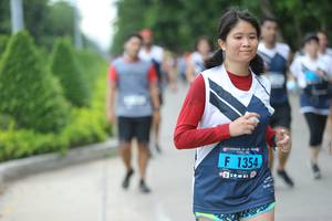 BIB: 1354
                            <button type="button" onclick="openModal(4648296)" class="btn btn-primary btn-sm float-right btn-popup" data-toggle="modal" data-target=".modal-high-quality">
                        <i class="fas fa-shopping-cart"></i> Add to Cart
                    </button>
                                            <button type="button" onclick="isThisMe(4648296, true)" class="btn btn-success btn-sm float-right btn-popup btn-isme hidden" data-toggle="tooltip" data-placement="bottom" title="นี่คือรูปของคุณใช่ไหม คลิกที่นี่เพื่อเอาเข้าอัลบั้ม">
                        <i class="fas fa-plus"></i> Add to album
                    </button>
                    <button type="button" onclick="isThisMe(4648296, false)" class="btn btn-warning btn-sm float-right btn-popup btn-isnotme hidden">
                        <i class="fas fa-ban"></i> Remove from album
                    </button>