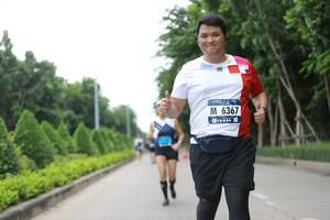 BIB: 6367
                            <button type="button" onclick="openModal(4630556)" class="btn btn-primary btn-sm float-right btn-popup" data-toggle="modal" data-target=".modal-high-quality">
                        <i class="fas fa-shopping-cart"></i> Add to Cart
                    </button>
                                            <button type="button" onclick="isThisMe(4630556, true)" class="btn btn-success btn-sm float-right btn-popup btn-isme hidden" data-toggle="tooltip" data-placement="bottom" title="นี่คือรูปของคุณใช่ไหม คลิกที่นี่เพื่อเอาเข้าอัลบั้ม">
                        <i class="fas fa-plus"></i> Add to album
                    </button>
                    <button type="button" onclick="isThisMe(4630556, false)" class="btn btn-warning btn-sm float-right btn-popup btn-isnotme hidden">
                        <i class="fas fa-ban"></i> Remove from album
                    </button>