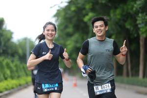 BIB: 1907, 8624
                            <button type="button" onclick="openModal(4636003)" class="btn btn-primary btn-sm float-right btn-popup" data-toggle="modal" data-target=".modal-high-quality">
                        <i class="fas fa-shopping-cart"></i> Add to Cart
                    </button>
                                            <button type="button" onclick="isThisMe(4636003, true)" class="btn btn-success btn-sm float-right btn-popup btn-isme hidden" data-toggle="tooltip" data-placement="bottom" title="นี่คือรูปของคุณใช่ไหม คลิกที่นี่เพื่อเอาเข้าอัลบั้ม">
                        <i class="fas fa-plus"></i> Add to album
                    </button>
                    <button type="button" onclick="isThisMe(4636003, false)" class="btn btn-warning btn-sm float-right btn-popup btn-isnotme hidden">
                        <i class="fas fa-ban"></i> Remove from album
                    </button>