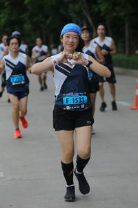 BIB: 1533
                            <button type="button" onclick="openModal(4649371)" class="btn btn-primary btn-sm float-right btn-popup" data-toggle="modal" data-target=".modal-high-quality">
                        <i class="fas fa-shopping-cart"></i> Add to Cart
                    </button>
                                            <button type="button" onclick="isThisMe(4649371, true)" class="btn btn-success btn-sm float-right btn-popup btn-isme hidden" data-toggle="tooltip" data-placement="bottom" title="นี่คือรูปของคุณใช่ไหม คลิกที่นี่เพื่อเอาเข้าอัลบั้ม">
                        <i class="fas fa-plus"></i> Add to album
                    </button>
                    <button type="button" onclick="isThisMe(4649371, false)" class="btn btn-warning btn-sm float-right btn-popup btn-isnotme hidden">
                        <i class="fas fa-ban"></i> Remove from album
                    </button>