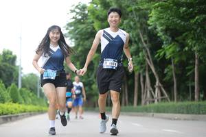 BIB: 6614, 1453
                            <button type="button" onclick="openModal(4618820)" class="btn btn-primary btn-sm float-right btn-popup" data-toggle="modal" data-target=".modal-high-quality">
                        <i class="fas fa-shopping-cart"></i> Add to Cart
                    </button>
                                            <button type="button" onclick="isThisMe(4618820, true)" class="btn btn-success btn-sm float-right btn-popup btn-isme hidden" data-toggle="tooltip" data-placement="bottom" title="นี่คือรูปของคุณใช่ไหม คลิกที่นี่เพื่อเอาเข้าอัลบั้ม">
                        <i class="fas fa-plus"></i> Add to album
                    </button>
                    <button type="button" onclick="isThisMe(4618820, false)" class="btn btn-warning btn-sm float-right btn-popup btn-isnotme hidden">
                        <i class="fas fa-ban"></i> Remove from album
                    </button>