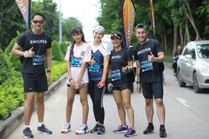 BIB: 2646, 7182
                            <button type="button" onclick="openModal(4624713)" class="btn btn-primary btn-sm float-right btn-popup" data-toggle="modal" data-target=".modal-high-quality">
                        <i class="fas fa-shopping-cart"></i> Add to Cart
                    </button>
                                            <button type="button" onclick="isThisMe(4624713, true)" class="btn btn-success btn-sm float-right btn-popup btn-isme hidden" data-toggle="tooltip" data-placement="bottom" title="นี่คือรูปของคุณใช่ไหม คลิกที่นี่เพื่อเอาเข้าอัลบั้ม">
                        <i class="fas fa-plus"></i> Add to album
                    </button>
                    <button type="button" onclick="isThisMe(4624713, false)" class="btn btn-warning btn-sm float-right btn-popup btn-isnotme hidden">
                        <i class="fas fa-ban"></i> Remove from album
                    </button>