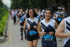 BIB: 1672, 1428
                            <button type="button" onclick="openModal(4650014)" class="btn btn-primary btn-sm float-right btn-popup" data-toggle="modal" data-target=".modal-high-quality">
                        <i class="fas fa-shopping-cart"></i> Add to Cart
                    </button>
                                            <button type="button" onclick="isThisMe(4650014, true)" class="btn btn-success btn-sm float-right btn-popup btn-isme hidden" data-toggle="tooltip" data-placement="bottom" title="นี่คือรูปของคุณใช่ไหม คลิกที่นี่เพื่อเอาเข้าอัลบั้ม">
                        <i class="fas fa-plus"></i> Add to album
                    </button>
                    <button type="button" onclick="isThisMe(4650014, false)" class="btn btn-warning btn-sm float-right btn-popup btn-isnotme hidden">
                        <i class="fas fa-ban"></i> Remove from album
                    </button>