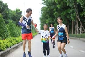 BIB: 2151
                            <button type="button" onclick="openModal(4623378)" class="btn btn-primary btn-sm float-right btn-popup" data-toggle="modal" data-target=".modal-high-quality">
                        <i class="fas fa-shopping-cart"></i> Add to Cart
                    </button>
                                            <button type="button" onclick="isThisMe(4623378, true)" class="btn btn-success btn-sm float-right btn-popup btn-isme hidden" data-toggle="tooltip" data-placement="bottom" title="นี่คือรูปของคุณใช่ไหม คลิกที่นี่เพื่อเอาเข้าอัลบั้ม">
                        <i class="fas fa-plus"></i> Add to album
                    </button>
                    <button type="button" onclick="isThisMe(4623378, false)" class="btn btn-warning btn-sm float-right btn-popup btn-isnotme hidden">
                        <i class="fas fa-ban"></i> Remove from album
                    </button>