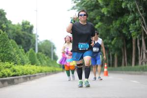 BIB: 2525
                            <button type="button" onclick="openModal(4619269)" class="btn btn-primary btn-sm float-right btn-popup" data-toggle="modal" data-target=".modal-high-quality">
                        <i class="fas fa-shopping-cart"></i> Add to Cart
                    </button>
                                            <button type="button" onclick="isThisMe(4619269, true)" class="btn btn-success btn-sm float-right btn-popup btn-isme hidden" data-toggle="tooltip" data-placement="bottom" title="นี่คือรูปของคุณใช่ไหม คลิกที่นี่เพื่อเอาเข้าอัลบั้ม">
                        <i class="fas fa-plus"></i> Add to album
                    </button>
                    <button type="button" onclick="isThisMe(4619269, false)" class="btn btn-warning btn-sm float-right btn-popup btn-isnotme hidden">
                        <i class="fas fa-ban"></i> Remove from album
                    </button>