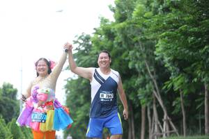 BIB: 7667, 1477
                            <button type="button" onclick="openModal(4619738)" class="btn btn-primary btn-sm float-right btn-popup" data-toggle="modal" data-target=".modal-high-quality">
                        <i class="fas fa-shopping-cart"></i> Add to Cart
                    </button>
                                            <button type="button" onclick="isThisMe(4619738, true)" class="btn btn-success btn-sm float-right btn-popup btn-isme hidden" data-toggle="tooltip" data-placement="bottom" title="นี่คือรูปของคุณใช่ไหม คลิกที่นี่เพื่อเอาเข้าอัลบั้ม">
                        <i class="fas fa-plus"></i> Add to album
                    </button>
                    <button type="button" onclick="isThisMe(4619738, false)" class="btn btn-warning btn-sm float-right btn-popup btn-isnotme hidden">
                        <i class="fas fa-ban"></i> Remove from album
                    </button>