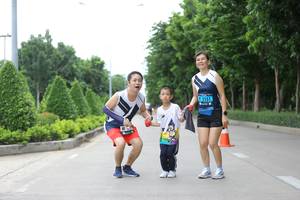 BIB: 2151
                            <button type="button" onclick="openModal(4623698)" class="btn btn-primary btn-sm float-right btn-popup" data-toggle="modal" data-target=".modal-high-quality">
                        <i class="fas fa-shopping-cart"></i> Add to Cart
                    </button>
                                            <button type="button" onclick="isThisMe(4623698, true)" class="btn btn-success btn-sm float-right btn-popup btn-isme hidden" data-toggle="tooltip" data-placement="bottom" title="นี่คือรูปของคุณใช่ไหม คลิกที่นี่เพื่อเอาเข้าอัลบั้ม">
                        <i class="fas fa-plus"></i> Add to album
                    </button>
                    <button type="button" onclick="isThisMe(4623698, false)" class="btn btn-warning btn-sm float-right btn-popup btn-isnotme hidden">
                        <i class="fas fa-ban"></i> Remove from album
                    </button>