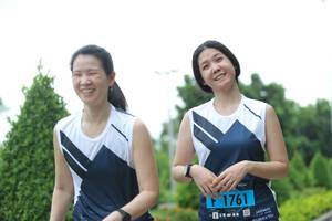 BIB: 1761
                            <button type="button" onclick="openModal(4645010)" class="btn btn-primary btn-sm float-right btn-popup" data-toggle="modal" data-target=".modal-high-quality">
                        <i class="fas fa-shopping-cart"></i> Add to Cart
                    </button>
                                            <button type="button" onclick="isThisMe(4645010, true)" class="btn btn-success btn-sm float-right btn-popup btn-isme hidden" data-toggle="tooltip" data-placement="bottom" title="นี่คือรูปของคุณใช่ไหม คลิกที่นี่เพื่อเอาเข้าอัลบั้ม">
                        <i class="fas fa-plus"></i> Add to album
                    </button>
                    <button type="button" onclick="isThisMe(4645010, false)" class="btn btn-warning btn-sm float-right btn-popup btn-isnotme hidden">
                        <i class="fas fa-ban"></i> Remove from album
                    </button>