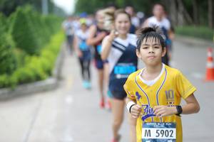 BIB: 5902
                            <button type="button" onclick="openModal(4648423)" class="btn btn-primary btn-sm float-right btn-popup" data-toggle="modal" data-target=".modal-high-quality">
                        <i class="fas fa-shopping-cart"></i> Add to Cart
                    </button>
                                            <button type="button" onclick="isThisMe(4648423, true)" class="btn btn-success btn-sm float-right btn-popup btn-isme hidden" data-toggle="tooltip" data-placement="bottom" title="นี่คือรูปของคุณใช่ไหม คลิกที่นี่เพื่อเอาเข้าอัลบั้ม">
                        <i class="fas fa-plus"></i> Add to album
                    </button>
                    <button type="button" onclick="isThisMe(4648423, false)" class="btn btn-warning btn-sm float-right btn-popup btn-isnotme hidden">
                        <i class="fas fa-ban"></i> Remove from album
                    </button>