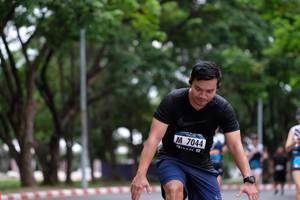 BIB: 7044
                            <button type="button" onclick="openModal(4706082)" class="btn btn-primary btn-sm float-right btn-popup" data-toggle="modal" data-target=".modal-high-quality">
                        <i class="fas fa-shopping-cart"></i> Add to Cart
                    </button>
                                            <button type="button" onclick="isThisMe(4706082, true)" class="btn btn-success btn-sm float-right btn-popup btn-isme hidden" data-toggle="tooltip" data-placement="bottom" title="นี่คือรูปของคุณใช่ไหม คลิกที่นี่เพื่อเอาเข้าอัลบั้ม">
                        <i class="fas fa-plus"></i> Add to album
                    </button>
                    <button type="button" onclick="isThisMe(4706082, false)" class="btn btn-warning btn-sm float-right btn-popup btn-isnotme hidden">
                        <i class="fas fa-ban"></i> Remove from album
                    </button>