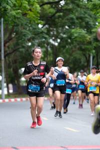 BIB: 1041, 998
                            <button type="button" onclick="openModal(4699146)" class="btn btn-primary btn-sm float-right btn-popup" data-toggle="modal" data-target=".modal-high-quality">
                        <i class="fas fa-shopping-cart"></i> Add to Cart
                    </button>
                                            <button type="button" onclick="isThisMe(4699146, true)" class="btn btn-success btn-sm float-right btn-popup btn-isme hidden" data-toggle="tooltip" data-placement="bottom" title="นี่คือรูปของคุณใช่ไหม คลิกที่นี่เพื่อเอาเข้าอัลบั้ม">
                        <i class="fas fa-plus"></i> Add to album
                    </button>
                    <button type="button" onclick="isThisMe(4699146, false)" class="btn btn-warning btn-sm float-right btn-popup btn-isnotme hidden">
                        <i class="fas fa-ban"></i> Remove from album
                    </button>