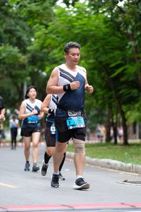 BIB: 528
                            <button type="button" onclick="openModal(4709341)" class="btn btn-primary btn-sm float-right btn-popup" data-toggle="modal" data-target=".modal-high-quality">
                        <i class="fas fa-shopping-cart"></i> Add to Cart
                    </button>
                                            <button type="button" onclick="isThisMe(4709341, true)" class="btn btn-success btn-sm float-right btn-popup btn-isme hidden" data-toggle="tooltip" data-placement="bottom" title="นี่คือรูปของคุณใช่ไหม คลิกที่นี่เพื่อเอาเข้าอัลบั้ม">
                        <i class="fas fa-plus"></i> Add to album
                    </button>
                    <button type="button" onclick="isThisMe(4709341, false)" class="btn btn-warning btn-sm float-right btn-popup btn-isnotme hidden">
                        <i class="fas fa-ban"></i> Remove from album
                    </button>