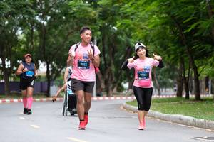 BIB: 9903, 9902
                            <button type="button" onclick="openModal(4711609)" class="btn btn-primary btn-sm float-right btn-popup" data-toggle="modal" data-target=".modal-high-quality">
                        <i class="fas fa-shopping-cart"></i> Add to Cart
                    </button>
                                            <button type="button" onclick="isThisMe(4711609, true)" class="btn btn-success btn-sm float-right btn-popup btn-isme hidden" data-toggle="tooltip" data-placement="bottom" title="นี่คือรูปของคุณใช่ไหม คลิกที่นี่เพื่อเอาเข้าอัลบั้ม">
                        <i class="fas fa-plus"></i> Add to album
                    </button>
                    <button type="button" onclick="isThisMe(4711609, false)" class="btn btn-warning btn-sm float-right btn-popup btn-isnotme hidden">
                        <i class="fas fa-ban"></i> Remove from album
                    </button>