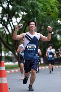 BIB: 8142
                            <button type="button" onclick="openModal(4683655)" class="btn btn-primary btn-sm float-right btn-popup" data-toggle="modal" data-target=".modal-high-quality">
                        <i class="fas fa-shopping-cart"></i> Add to Cart
                    </button>
                                            <button type="button" onclick="isThisMe(4683655, true)" class="btn btn-success btn-sm float-right btn-popup btn-isme hidden" data-toggle="tooltip" data-placement="bottom" title="นี่คือรูปของคุณใช่ไหม คลิกที่นี่เพื่อเอาเข้าอัลบั้ม">
                        <i class="fas fa-plus"></i> Add to album
                    </button>
                    <button type="button" onclick="isThisMe(4683655, false)" class="btn btn-warning btn-sm float-right btn-popup btn-isnotme hidden">
                        <i class="fas fa-ban"></i> Remove from album
                    </button>