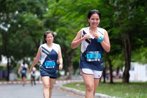 BIB: 2405, 2472
                            <button type="button" onclick="openModal(4709030)" class="btn btn-primary btn-sm float-right btn-popup" data-toggle="modal" data-target=".modal-high-quality">
                        <i class="fas fa-shopping-cart"></i> Add to Cart
                    </button>
                                            <button type="button" onclick="isThisMe(4709030, true)" class="btn btn-success btn-sm float-right btn-popup btn-isme hidden" data-toggle="tooltip" data-placement="bottom" title="นี่คือรูปของคุณใช่ไหม คลิกที่นี่เพื่อเอาเข้าอัลบั้ม">
                        <i class="fas fa-plus"></i> Add to album
                    </button>
                    <button type="button" onclick="isThisMe(4709030, false)" class="btn btn-warning btn-sm float-right btn-popup btn-isnotme hidden">
                        <i class="fas fa-ban"></i> Remove from album
                    </button>