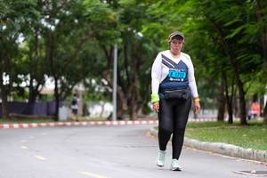 BIB: 1717
                            <button type="button" onclick="openModal(4711137)" class="btn btn-primary btn-sm float-right btn-popup" data-toggle="modal" data-target=".modal-high-quality">
                        <i class="fas fa-shopping-cart"></i> Add to Cart
                    </button>
                                            <button type="button" onclick="isThisMe(4711137, true)" class="btn btn-success btn-sm float-right btn-popup btn-isme hidden" data-toggle="tooltip" data-placement="bottom" title="นี่คือรูปของคุณใช่ไหม คลิกที่นี่เพื่อเอาเข้าอัลบั้ม">
                        <i class="fas fa-plus"></i> Add to album
                    </button>
                    <button type="button" onclick="isThisMe(4711137, false)" class="btn btn-warning btn-sm float-right btn-popup btn-isnotme hidden">
                        <i class="fas fa-ban"></i> Remove from album
                    </button>