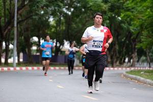 BIB: 6367
                            <button type="button" onclick="openModal(4713199)" class="btn btn-primary btn-sm float-right btn-popup" data-toggle="modal" data-target=".modal-high-quality">
                        <i class="fas fa-shopping-cart"></i> Add to Cart
                    </button>
                                            <button type="button" onclick="isThisMe(4713199, true)" class="btn btn-success btn-sm float-right btn-popup btn-isme hidden" data-toggle="tooltip" data-placement="bottom" title="นี่คือรูปของคุณใช่ไหม คลิกที่นี่เพื่อเอาเข้าอัลบั้ม">
                        <i class="fas fa-plus"></i> Add to album
                    </button>
                    <button type="button" onclick="isThisMe(4713199, false)" class="btn btn-warning btn-sm float-right btn-popup btn-isnotme hidden">
                        <i class="fas fa-ban"></i> Remove from album
                    </button>