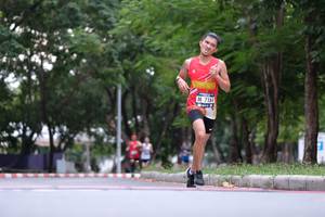 BIB: 7184
                            <button type="button" onclick="openModal(4668558)" class="btn btn-primary btn-sm float-right btn-popup" data-toggle="modal" data-target=".modal-high-quality">
                        <i class="fas fa-shopping-cart"></i> Add to Cart
                    </button>
                                            <button type="button" onclick="isThisMe(4668558, true)" class="btn btn-success btn-sm float-right btn-popup btn-isme hidden" data-toggle="tooltip" data-placement="bottom" title="นี่คือรูปของคุณใช่ไหม คลิกที่นี่เพื่อเอาเข้าอัลบั้ม">
                        <i class="fas fa-plus"></i> Add to album
                    </button>
                    <button type="button" onclick="isThisMe(4668558, false)" class="btn btn-warning btn-sm float-right btn-popup btn-isnotme hidden">
                        <i class="fas fa-ban"></i> Remove from album
                    </button>