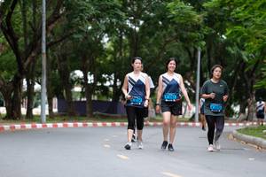 BIB: 1761, 2273
                            <button type="button" onclick="openModal(4710779)" class="btn btn-primary btn-sm float-right btn-popup" data-toggle="modal" data-target=".modal-high-quality">
                        <i class="fas fa-shopping-cart"></i> Add to Cart
                    </button>
                                            <button type="button" onclick="isThisMe(4710779, true)" class="btn btn-success btn-sm float-right btn-popup btn-isme hidden" data-toggle="tooltip" data-placement="bottom" title="นี่คือรูปของคุณใช่ไหม คลิกที่นี่เพื่อเอาเข้าอัลบั้ม">
                        <i class="fas fa-plus"></i> Add to album
                    </button>
                    <button type="button" onclick="isThisMe(4710779, false)" class="btn btn-warning btn-sm float-right btn-popup btn-isnotme hidden">
                        <i class="fas fa-ban"></i> Remove from album
                    </button>