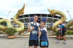 BIB: 7088, 1815
                            <button type="button" onclick="openModal(4689369)" class="btn btn-primary btn-sm float-right btn-popup" data-toggle="modal" data-target=".modal-high-quality">
                        <i class="fas fa-shopping-cart"></i> Add to Cart
                    </button>
                                            <button type="button" onclick="isThisMe(4689369, true)" class="btn btn-success btn-sm float-right btn-popup btn-isme hidden" data-toggle="tooltip" data-placement="bottom" title="นี่คือรูปของคุณใช่ไหม คลิกที่นี่เพื่อเอาเข้าอัลบั้ม">
                        <i class="fas fa-plus"></i> Add to album
                    </button>
                    <button type="button" onclick="isThisMe(4689369, false)" class="btn btn-warning btn-sm float-right btn-popup btn-isnotme hidden">
                        <i class="fas fa-ban"></i> Remove from album
                    </button>