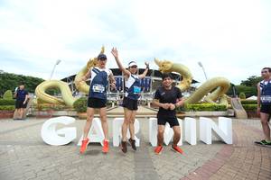 BIB: 7000
                            <button type="button" onclick="openModal(4689520)" class="btn btn-primary btn-sm float-right btn-popup" data-toggle="modal" data-target=".modal-high-quality">
                        <i class="fas fa-shopping-cart"></i> Add to Cart
                    </button>
                                            <button type="button" onclick="isThisMe(4689520, true)" class="btn btn-success btn-sm float-right btn-popup btn-isme hidden" data-toggle="tooltip" data-placement="bottom" title="นี่คือรูปของคุณใช่ไหม คลิกที่นี่เพื่อเอาเข้าอัลบั้ม">
                        <i class="fas fa-plus"></i> Add to album
                    </button>
                    <button type="button" onclick="isThisMe(4689520, false)" class="btn btn-warning btn-sm float-right btn-popup btn-isnotme hidden">
                        <i class="fas fa-ban"></i> Remove from album
                    </button>