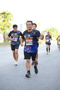 BIB: 0432, 41084
                            <button type="button" onclick="openModal(3677285)" class="btn btn-primary btn-sm float-right btn-popup" data-toggle="modal" data-target=".modal-high-quality">
                        <i class="fas fa-shopping-cart"></i> Add to Cart
                    </button>
                                            <button type="button" onclick="isThisMe(3677285, true)" class="btn btn-success btn-sm float-right btn-popup btn-isme hidden" data-toggle="tooltip" data-placement="bottom" title="นี่คือรูปของคุณใช่ไหม คลิกที่นี่เพื่อเอาเข้าอัลบั้ม">
                        <i class="fas fa-plus"></i> Add to album
                    </button>
                    <button type="button" onclick="isThisMe(3677285, false)" class="btn btn-warning btn-sm float-right btn-popup btn-isnotme hidden">
                        <i class="fas fa-ban"></i> Remove from album
                    </button>