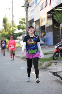 BIB: 
                            <button type="button" onclick="openModal(3702425)" class="btn btn-primary btn-sm float-right btn-popup" data-toggle="modal" data-target=".modal-high-quality">
                        <i class="fas fa-shopping-cart"></i> Add to Cart
                    </button>
                                            <button type="button" onclick="isThisMe(3702425, true)" class="btn btn-success btn-sm float-right btn-popup btn-isme hidden" data-toggle="tooltip" data-placement="bottom" title="นี่คือรูปของคุณใช่ไหม คลิกที่นี่เพื่อเอาเข้าอัลบั้ม">
                        <i class="fas fa-plus"></i> Add to album
                    </button>
                    <button type="button" onclick="isThisMe(3702425, false)" class="btn btn-warning btn-sm float-right btn-popup btn-isnotme hidden">
                        <i class="fas fa-ban"></i> Remove from album
                    </button>