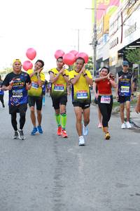 BIB: 400, 21724, 2249, 
                            <button type="button" onclick="openModal(3665089)" class="btn btn-primary btn-sm float-right btn-popup" data-toggle="modal" data-target=".modal-high-quality">
                        <i class="fas fa-shopping-cart"></i> Add to Cart
                    </button>
                                            <button type="button" onclick="isThisMe(3665089, true)" class="btn btn-success btn-sm float-right btn-popup btn-isme hidden" data-toggle="tooltip" data-placement="bottom" title="นี่คือรูปของคุณใช่ไหม คลิกที่นี่เพื่อเอาเข้าอัลบั้ม">
                        <i class="fas fa-plus"></i> Add to album
                    </button>
                    <button type="button" onclick="isThisMe(3665089, false)" class="btn btn-warning btn-sm float-right btn-popup btn-isnotme hidden">
                        <i class="fas fa-ban"></i> Remove from album
                    </button>