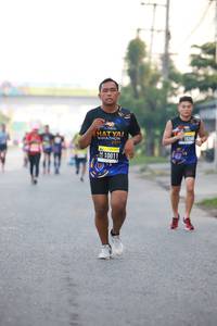 BIB: 201, 10011
                            <button type="button" onclick="openModal(3658915)" class="btn btn-primary btn-sm float-right btn-popup" data-toggle="modal" data-target=".modal-high-quality">
                        <i class="fas fa-shopping-cart"></i> Add to Cart
                    </button>
                                            <button type="button" onclick="isThisMe(3658915, true)" class="btn btn-success btn-sm float-right btn-popup btn-isme hidden" data-toggle="tooltip" data-placement="bottom" title="นี่คือรูปของคุณใช่ไหม คลิกที่นี่เพื่อเอาเข้าอัลบั้ม">
                        <i class="fas fa-plus"></i> Add to album
                    </button>
                    <button type="button" onclick="isThisMe(3658915, false)" class="btn btn-warning btn-sm float-right btn-popup btn-isnotme hidden">
                        <i class="fas fa-ban"></i> Remove from album
                    </button>