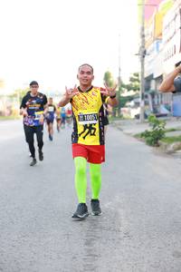 BIB: 10051
                            <button type="button" onclick="openModal(3660142)" class="btn btn-primary btn-sm float-right btn-popup" data-toggle="modal" data-target=".modal-high-quality">
                        <i class="fas fa-shopping-cart"></i> Add to Cart
                    </button>
                                            <button type="button" onclick="isThisMe(3660142, true)" class="btn btn-success btn-sm float-right btn-popup btn-isme hidden" data-toggle="tooltip" data-placement="bottom" title="นี่คือรูปของคุณใช่ไหม คลิกที่นี่เพื่อเอาเข้าอัลบั้ม">
                        <i class="fas fa-plus"></i> Add to album
                    </button>
                    <button type="button" onclick="isThisMe(3660142, false)" class="btn btn-warning btn-sm float-right btn-popup btn-isnotme hidden">
                        <i class="fas fa-ban"></i> Remove from album
                    </button>