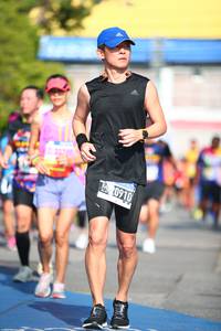 BIB: 0910, 
                            <button type="button" onclick="openModal(3557270)" class="btn btn-primary btn-sm float-right btn-popup" data-toggle="modal" data-target=".modal-high-quality">
                        <i class="fas fa-shopping-cart"></i> Add to Cart
                    </button>
                                            <button type="button" onclick="isThisMe(3557270, true)" class="btn btn-success btn-sm float-right btn-popup btn-isme hidden" data-toggle="tooltip" data-placement="bottom" title="นี่คือรูปของคุณใช่ไหม คลิกที่นี่เพื่อเอาเข้าอัลบั้ม">
                        <i class="fas fa-plus"></i> Add to album
                    </button>
                    <button type="button" onclick="isThisMe(3557270, false)" class="btn btn-warning btn-sm float-right btn-popup btn-isnotme hidden">
                        <i class="fas fa-ban"></i> Remove from album
                    </button>