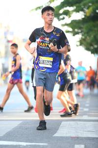 BIB: 201, 0484
                            <button type="button" onclick="openModal(3564956)" class="btn btn-primary btn-sm float-right btn-popup" data-toggle="modal" data-target=".modal-high-quality">
                        <i class="fas fa-shopping-cart"></i> Add to Cart
                    </button>
                                            <button type="button" onclick="isThisMe(3564956, true)" class="btn btn-success btn-sm float-right btn-popup btn-isme hidden" data-toggle="tooltip" data-placement="bottom" title="นี่คือรูปของคุณใช่ไหม คลิกที่นี่เพื่อเอาเข้าอัลบั้ม">
                        <i class="fas fa-plus"></i> Add to album
                    </button>
                    <button type="button" onclick="isThisMe(3564956, false)" class="btn btn-warning btn-sm float-right btn-popup btn-isnotme hidden">
                        <i class="fas fa-ban"></i> Remove from album
                    </button>