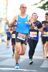 BIB: 12129, 40193
                            <button type="button" onclick="openModal(3565099)" class="btn btn-primary btn-sm float-right btn-popup" data-toggle="modal" data-target=".modal-high-quality">
                        <i class="fas fa-shopping-cart"></i> Add to Cart
                    </button>
                                            <button type="button" onclick="isThisMe(3565099, true)" class="btn btn-success btn-sm float-right btn-popup btn-isme hidden" data-toggle="tooltip" data-placement="bottom" title="นี่คือรูปของคุณใช่ไหม คลิกที่นี่เพื่อเอาเข้าอัลบั้ม">
                        <i class="fas fa-plus"></i> Add to album
                    </button>
                    <button type="button" onclick="isThisMe(3565099, false)" class="btn btn-warning btn-sm float-right btn-popup btn-isnotme hidden">
                        <i class="fas fa-ban"></i> Remove from album
                    </button>